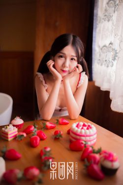 女人两腿张开图片